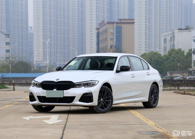 最便宜的宝马多少钱一台车型 ecefe24d78f24df9b3521597d15735a5.jpg