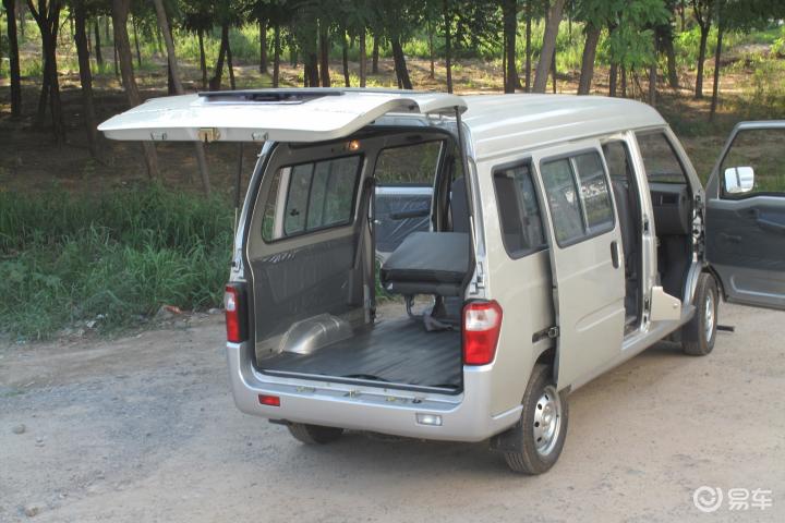 【五菱之光+6400bvf基本型加长版(空调)五菱之