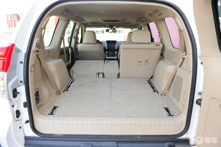 【普拉多 4.0l v6 vx navi行李箱空间(后排左放倒