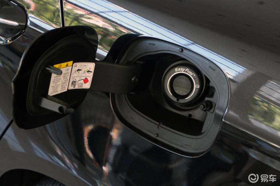 【蒙迪欧2013款2.0t 自动 gtdi240 旗舰型油箱盖汽车