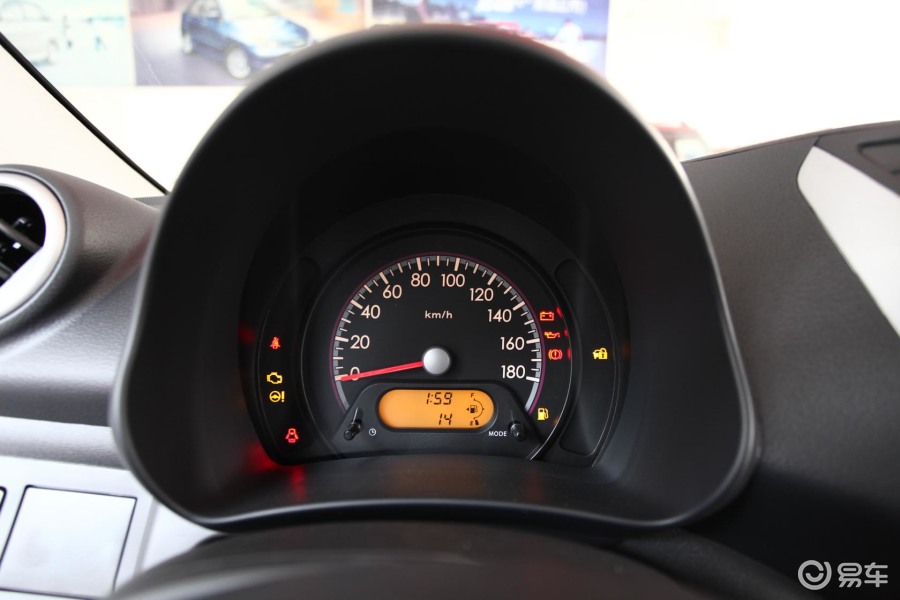 【新奥拓2013款1.0l 手动 20周年限量版仪表盘背光-】