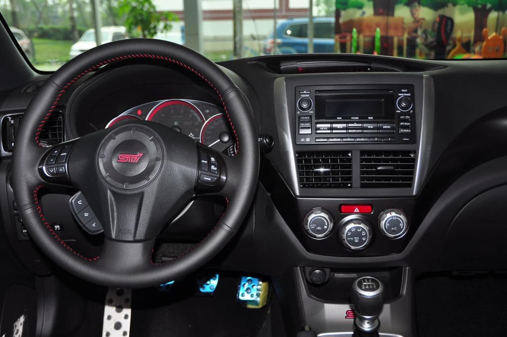 【斯巴鲁 wrx sti(进口)-内饰图片斯巴鲁 wrx sti()