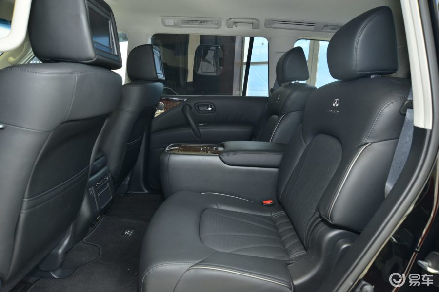 【英菲尼迪qx802013款5.6l 手自一体后排空间汽车图片