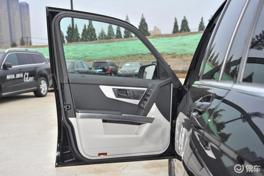 glk 260 2.0t 自动 动感型 极致版