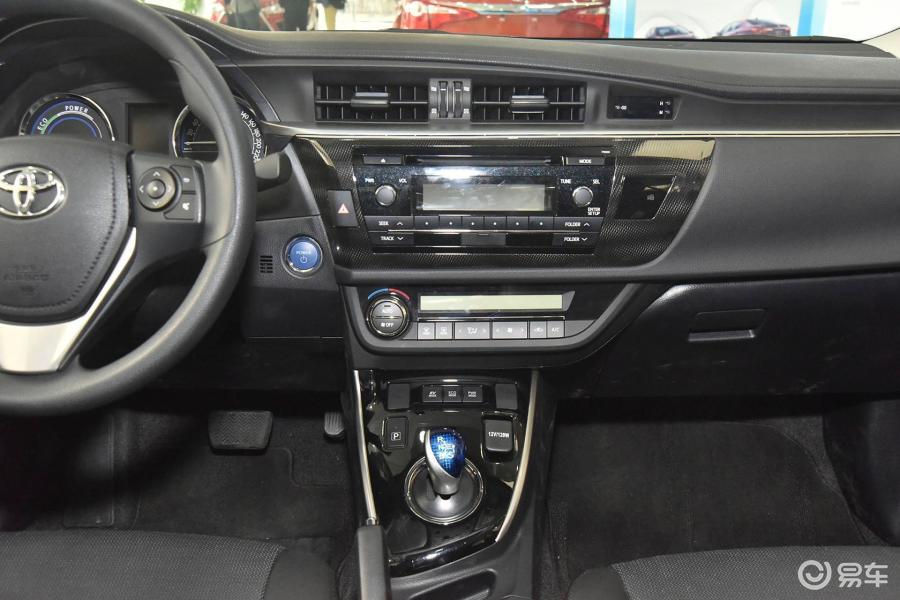 广汽传祺GS4精英版不带中控彩色大屏,我可以