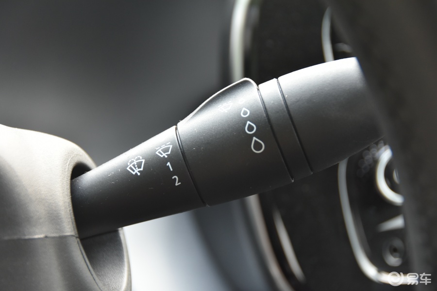 smart fortwo 雨刷器开关图