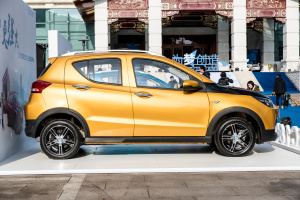 EC系列正侧（车头向右）