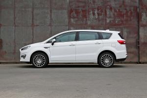 轩朗2017款 力帆轩朗 1.5T 8AT自动舒适型