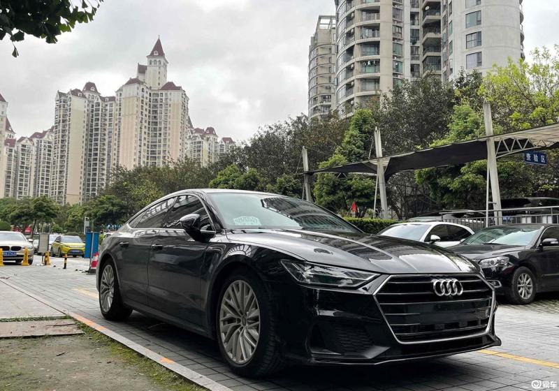 奥迪a7 2021款 45 tfsi 专享型