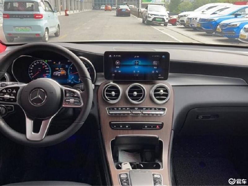 奔驰glc 2021款 glc 300 l 4matic 动感型