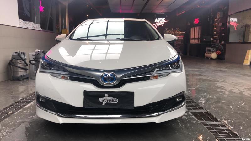 卡罗拉 2017款 改款 双擎 1.8l e-cvt 精英版