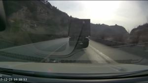 超级大卡车视频真实的 ff91bd92133bd499-0.jpg