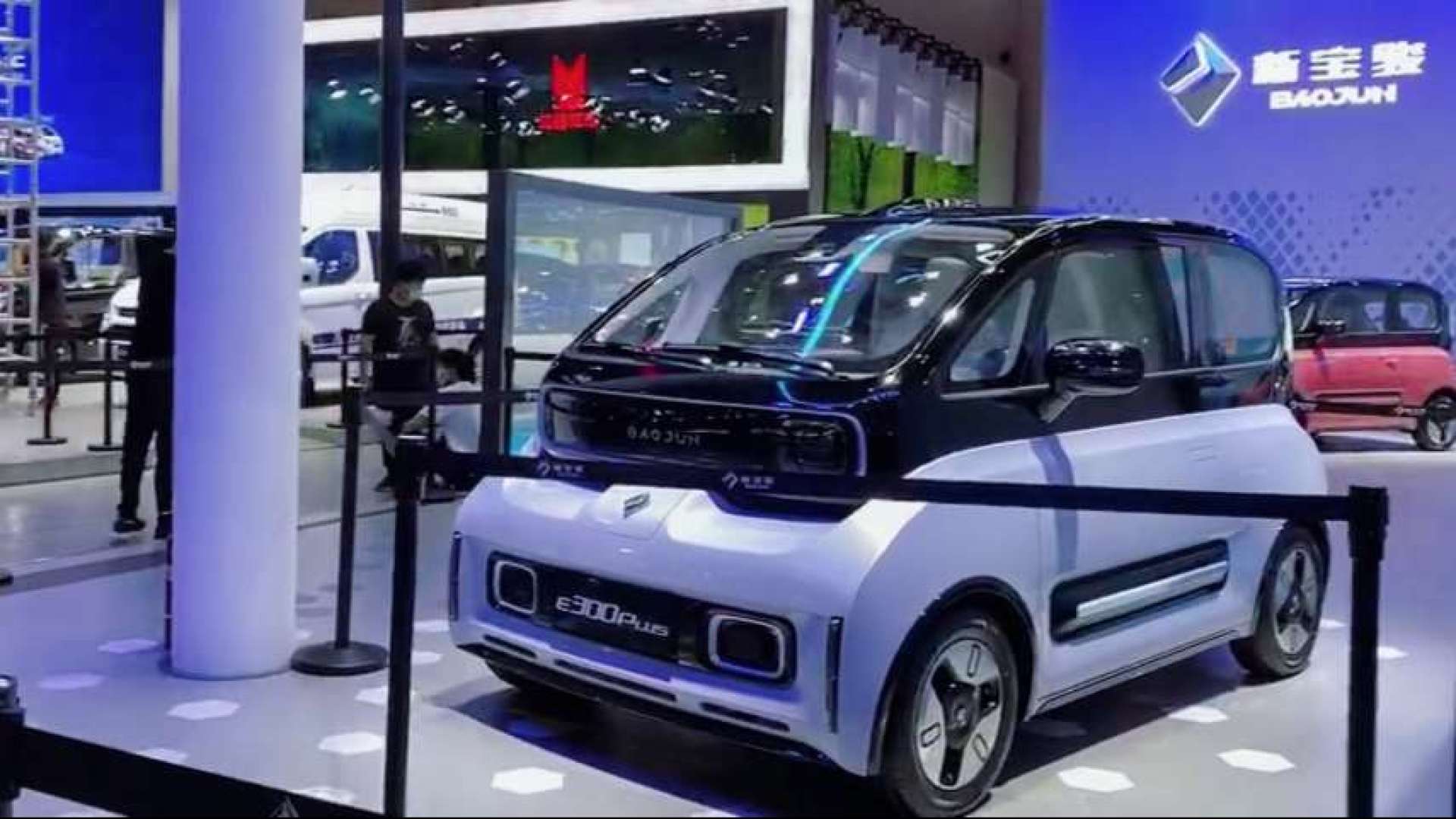 成都车展抢先看——新宝骏e300/e300plus
