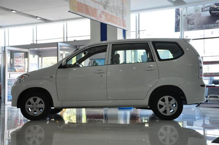 2009款 森雅m80 1.3l 特装版 5mt 7座 国四