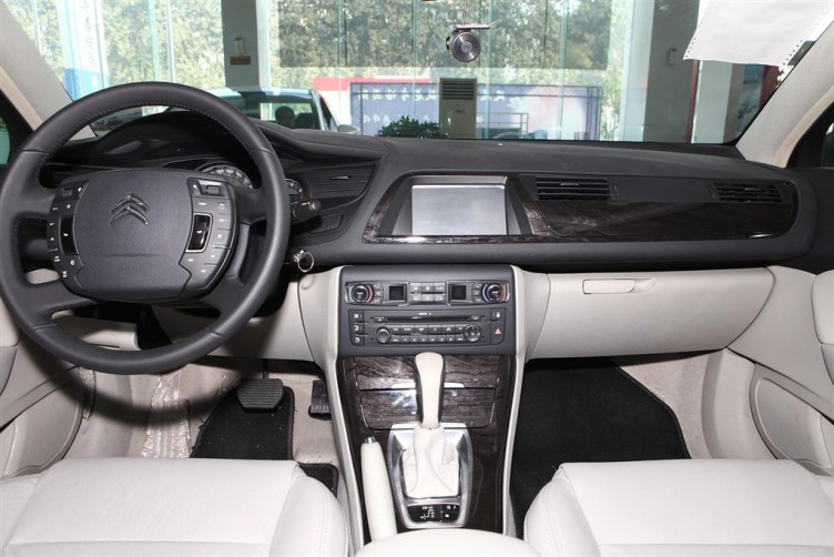 c5 2013款 2.3l 自动 尊贵型