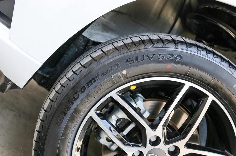 瑞虎3 2018款 1.6l cvt 百万全球版