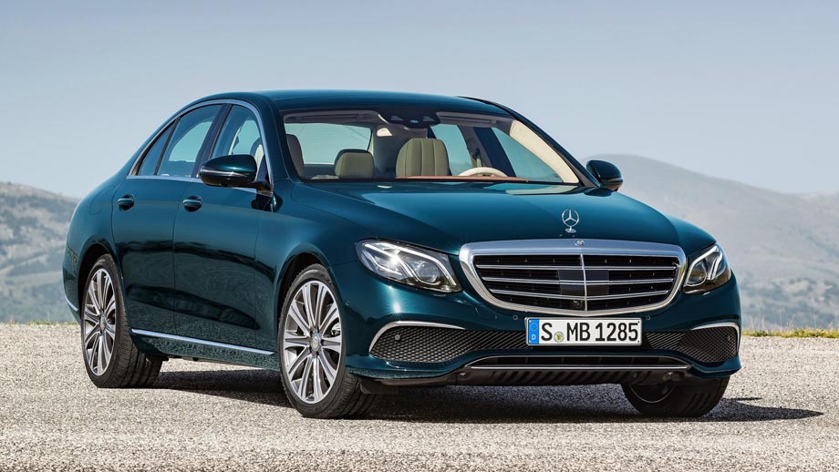 新一代奔驰e 350e展示