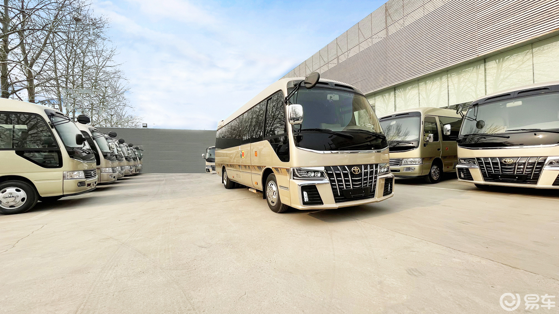 考斯特i52ioog267g