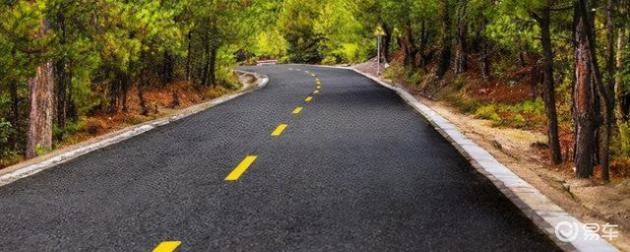 道路中央的黄色虚线,属于哪一类标线_易车
