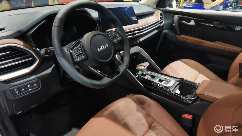 起亚智跑ace内饰布局来啦!你是否满意呢?