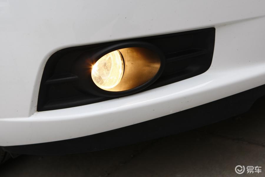 【科鲁兹2009款1.6 se mt雾灯汽车图片-汽车图片大全】-易车网