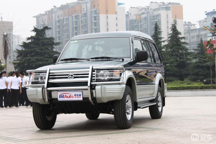 奇兵2.2手动四驱长丰猎豹奇兵