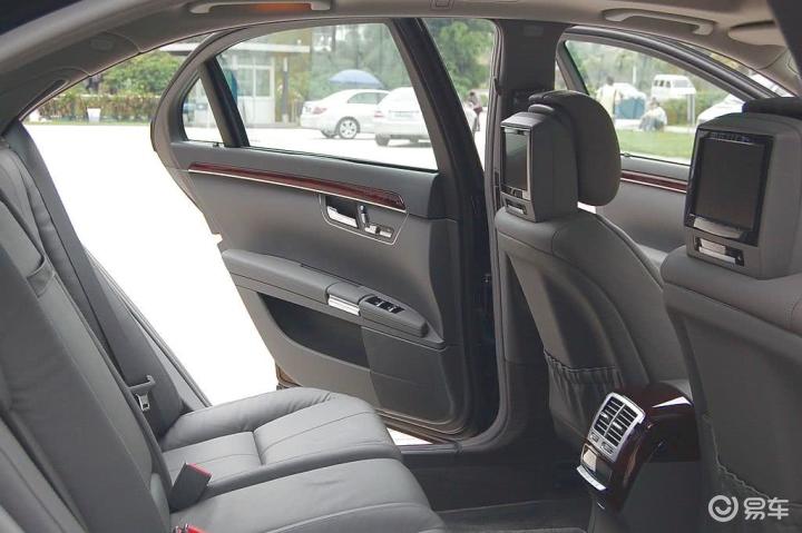 奔驰s级(进口) s 350 l动感型奔驰s350内饰