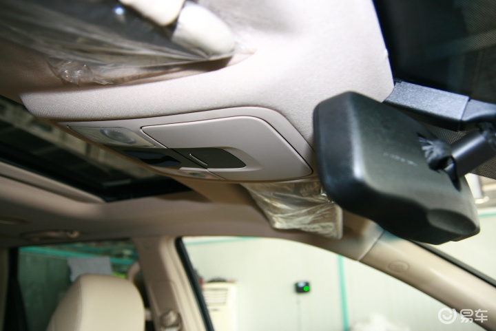 霸锐(进口) 3.8 at 4wd—4起亚霸锐内饰