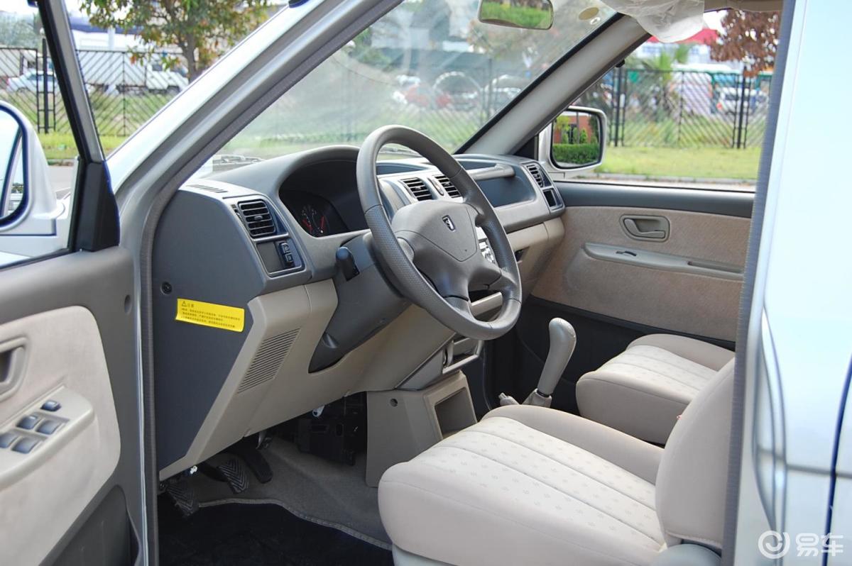 【富利卡2003款旗舰型(at)dn6445p内饰汽车图片-汽车图片大全】-易车