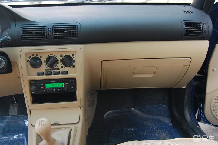 05l—mt 基本型吉利美日之星内饰