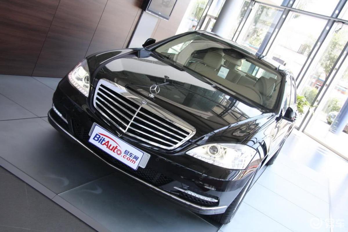 【奔驰s级2010款s 300 l 尊贵型外观汽车图片-汽车图片大全】-易车