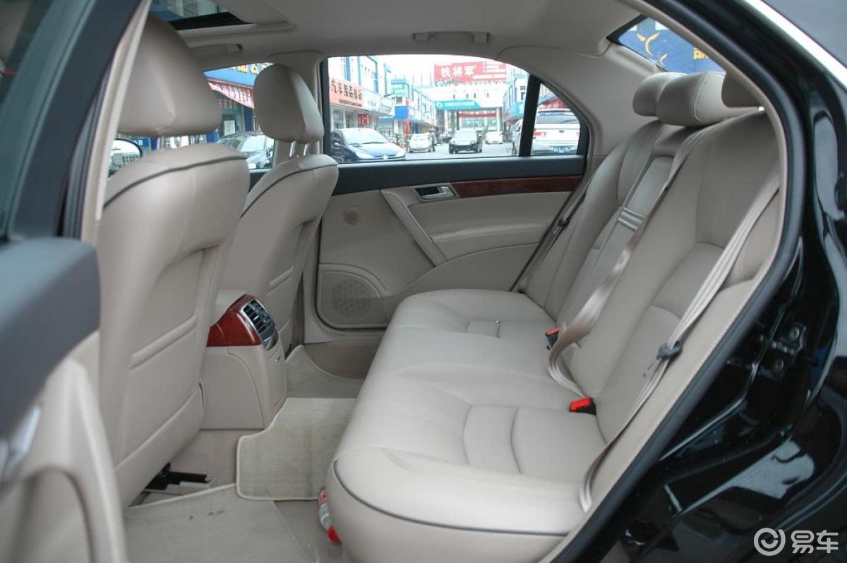 荣威750s18t迅雅版