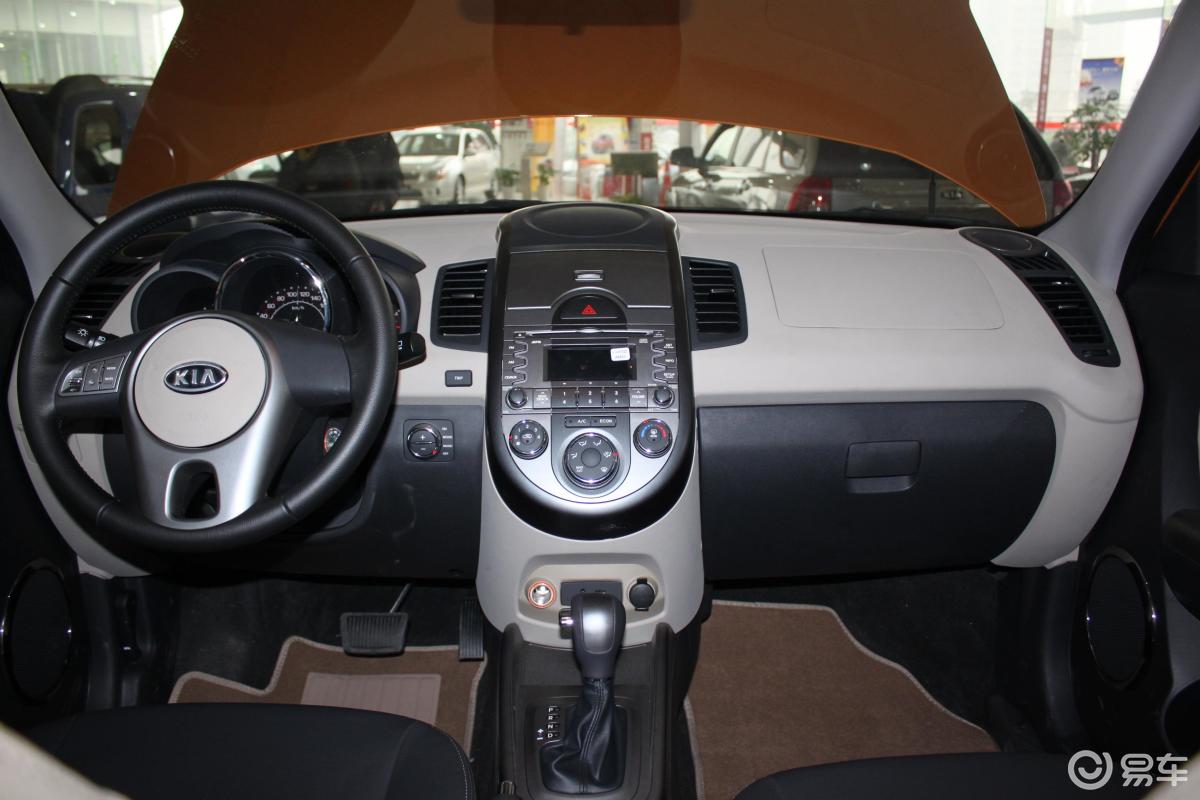 【秀尔2010款1.6 自动 gls内饰汽车图片-汽车图片大全】-易车