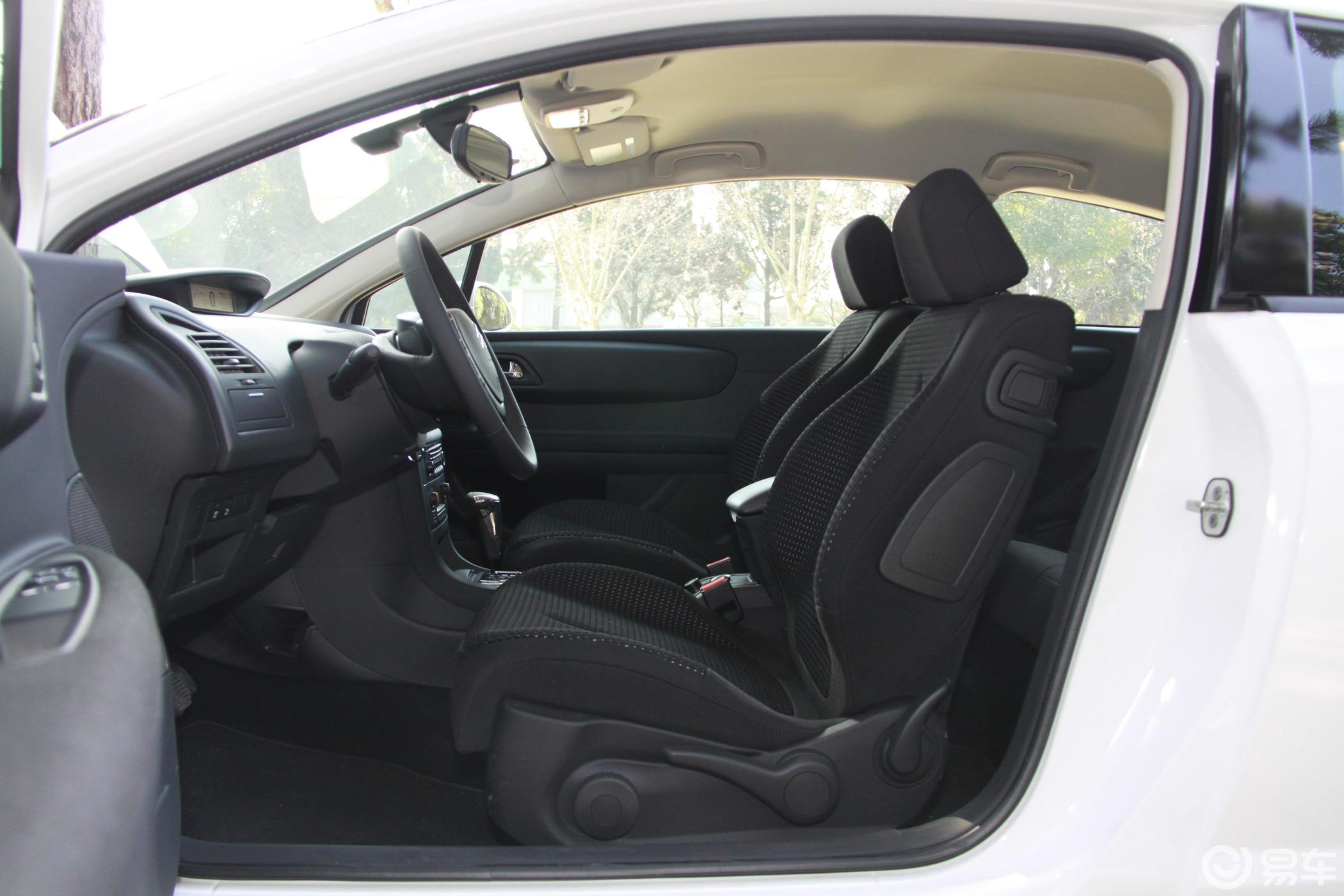 【雪铁龙c42009款1.6t vts前排空间汽车图片-汽车图片大全】-易车