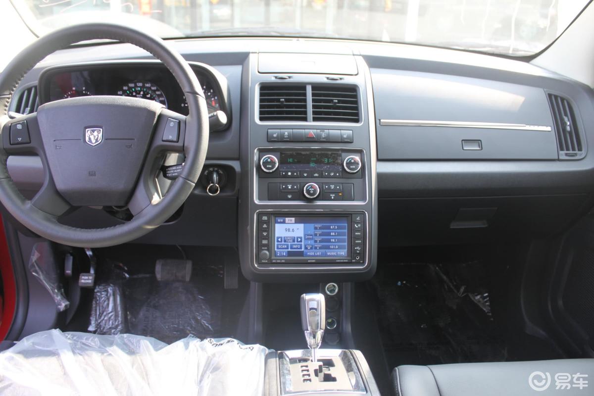道奇 酷威 2010款  2016款  2015款  2014款  2013款  2011款  2010款
