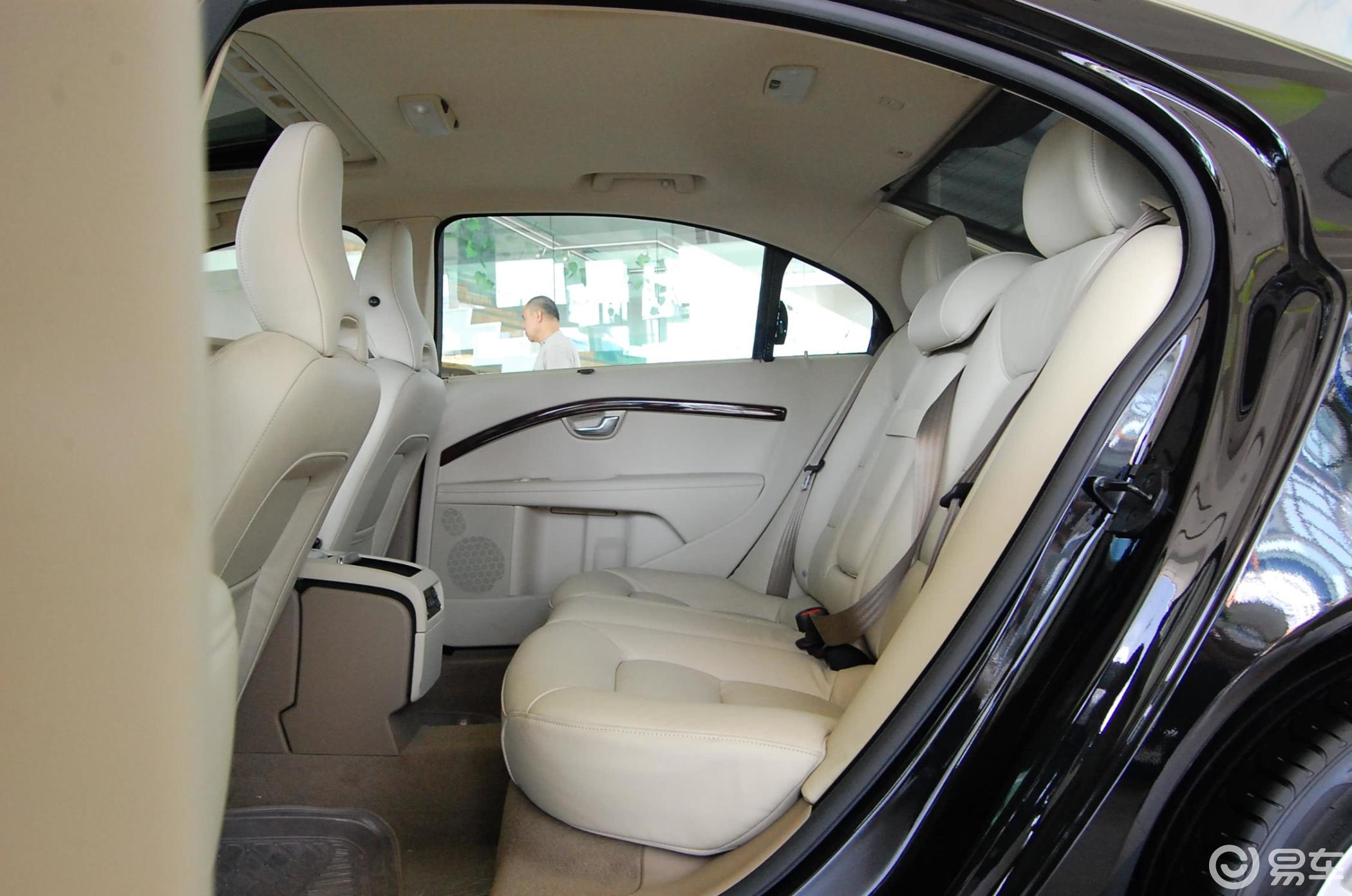 【沃尔沃s80l2010款2.5t 智尊版空间汽车图片-汽车图片大全】-易车