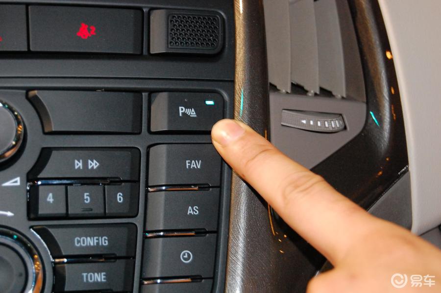 8l 自动豪华版倒车雷达键汽车图片-汽车图片大全】-易车网