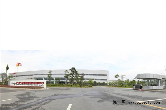 广汽乘用车工厂大门全景图