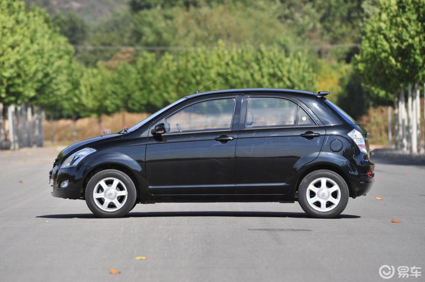 3l mt 豪华型】一汽威志v2_1.3l mt 豪华型图片-网通社汽车