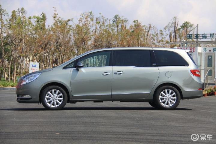 豪华商务车 3.0 xt 旗舰版