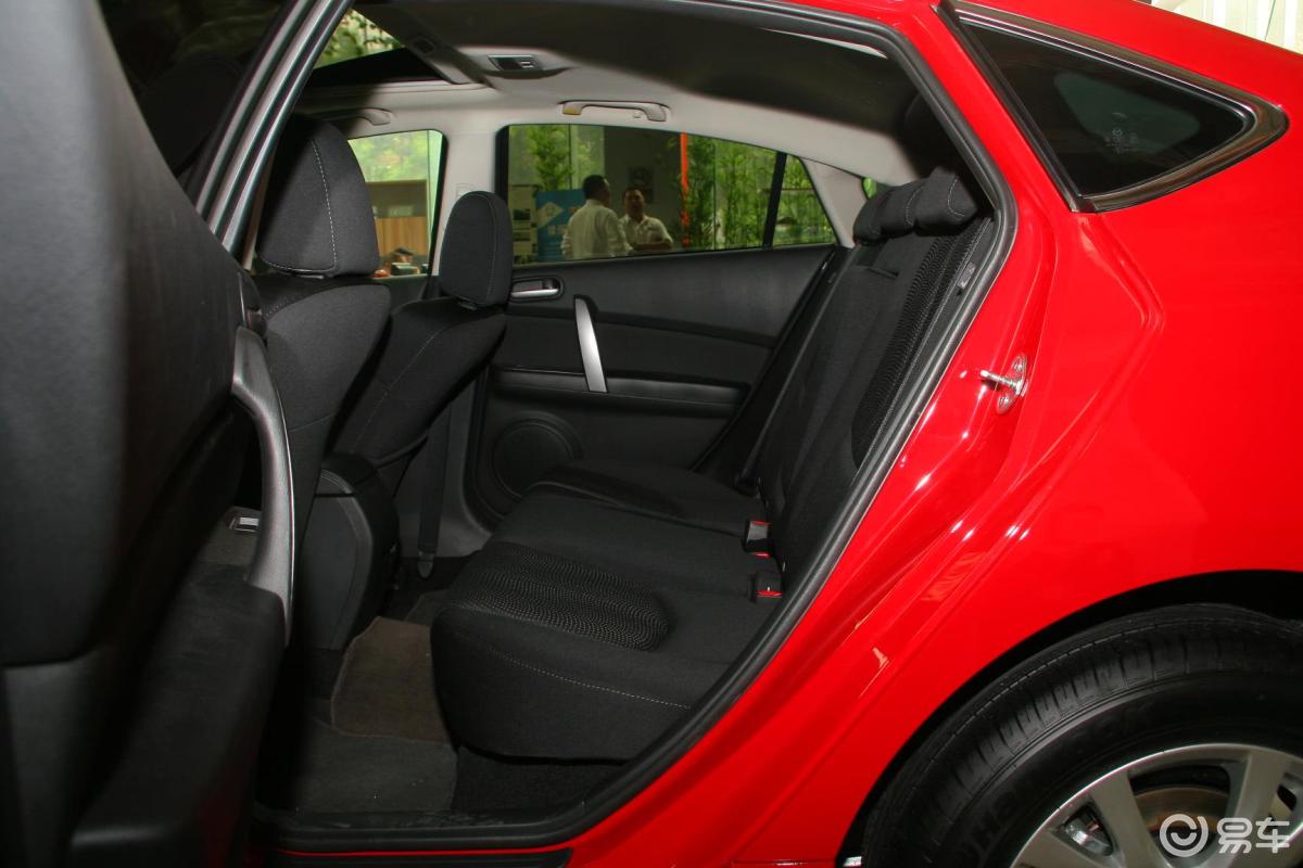 【睿翼2011款轿跑 2.