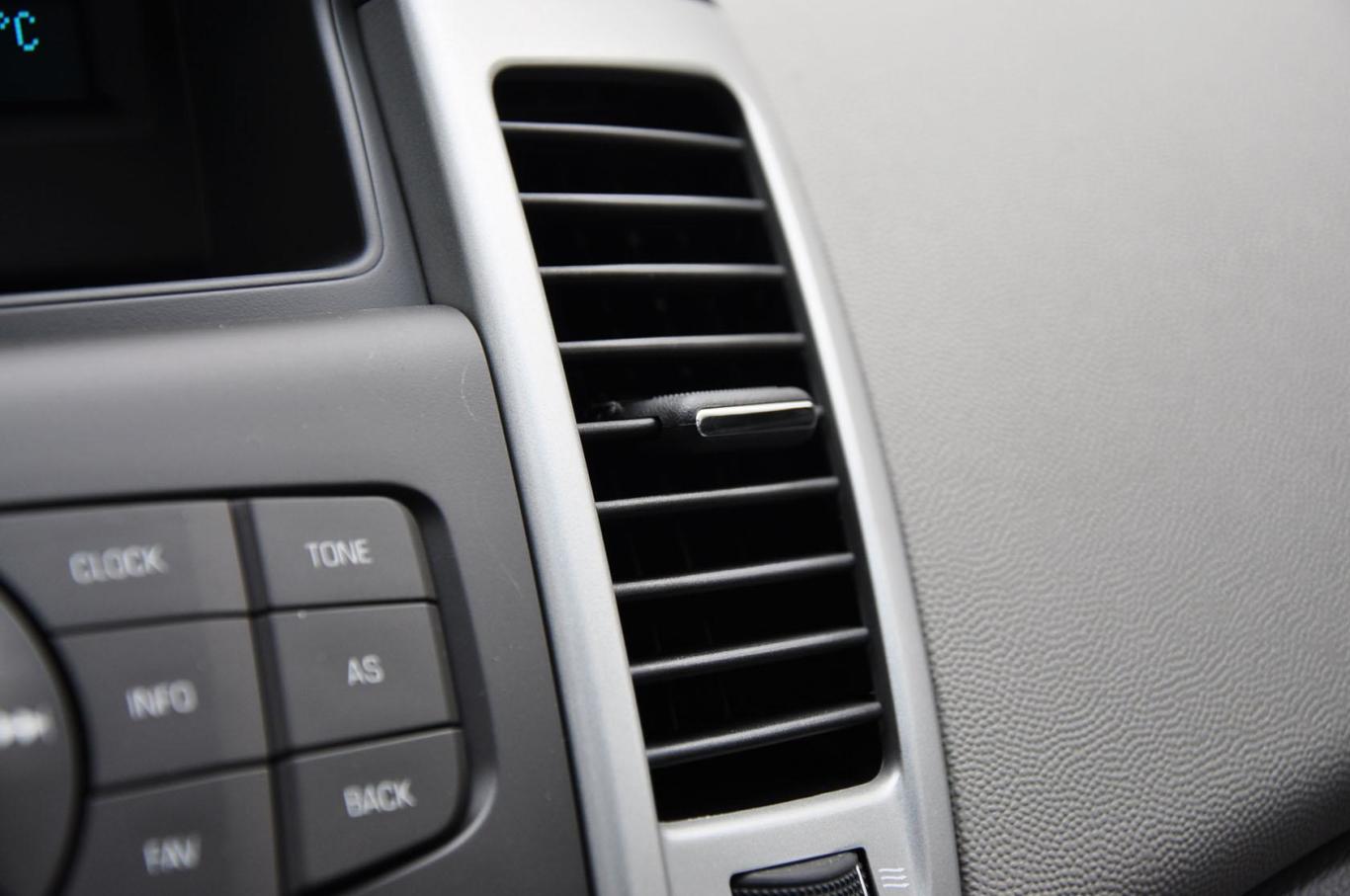 6 sl mt 天地版前出风口图片