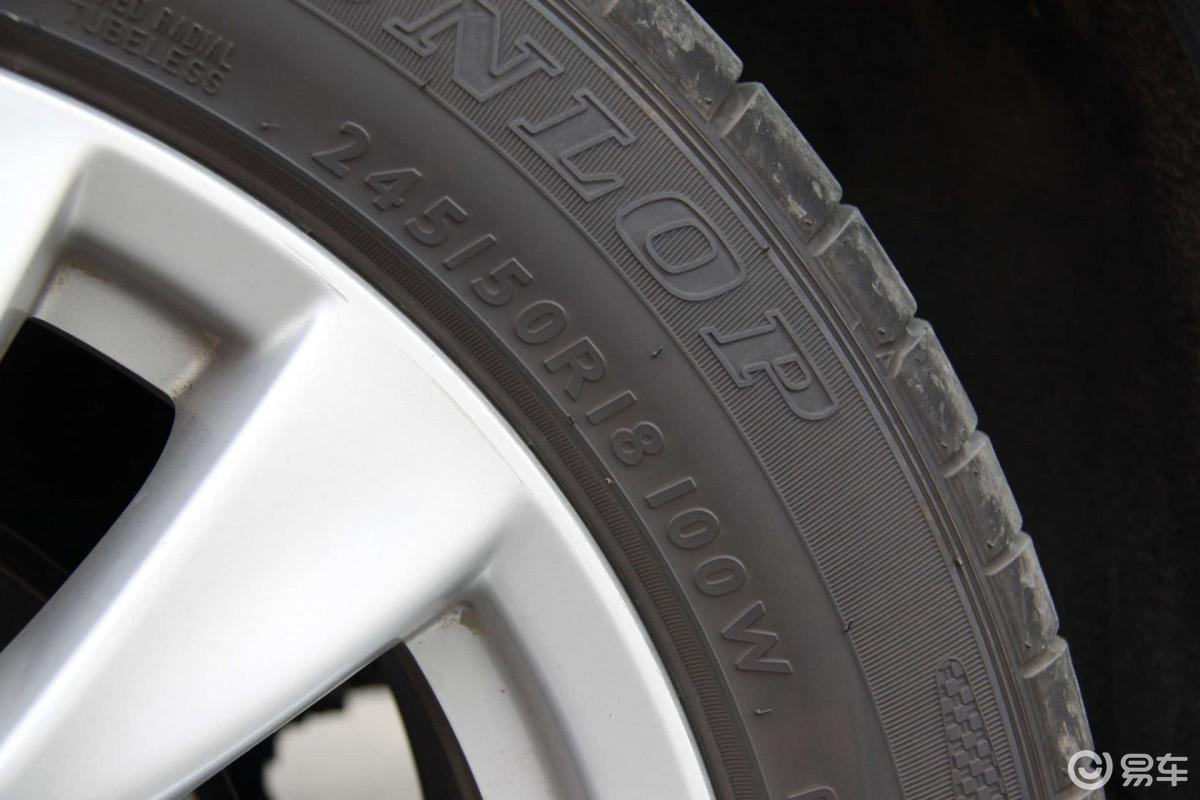 【英菲尼迪m系2011款37轮胎规格汽车图片-汽车图片大全】-易车