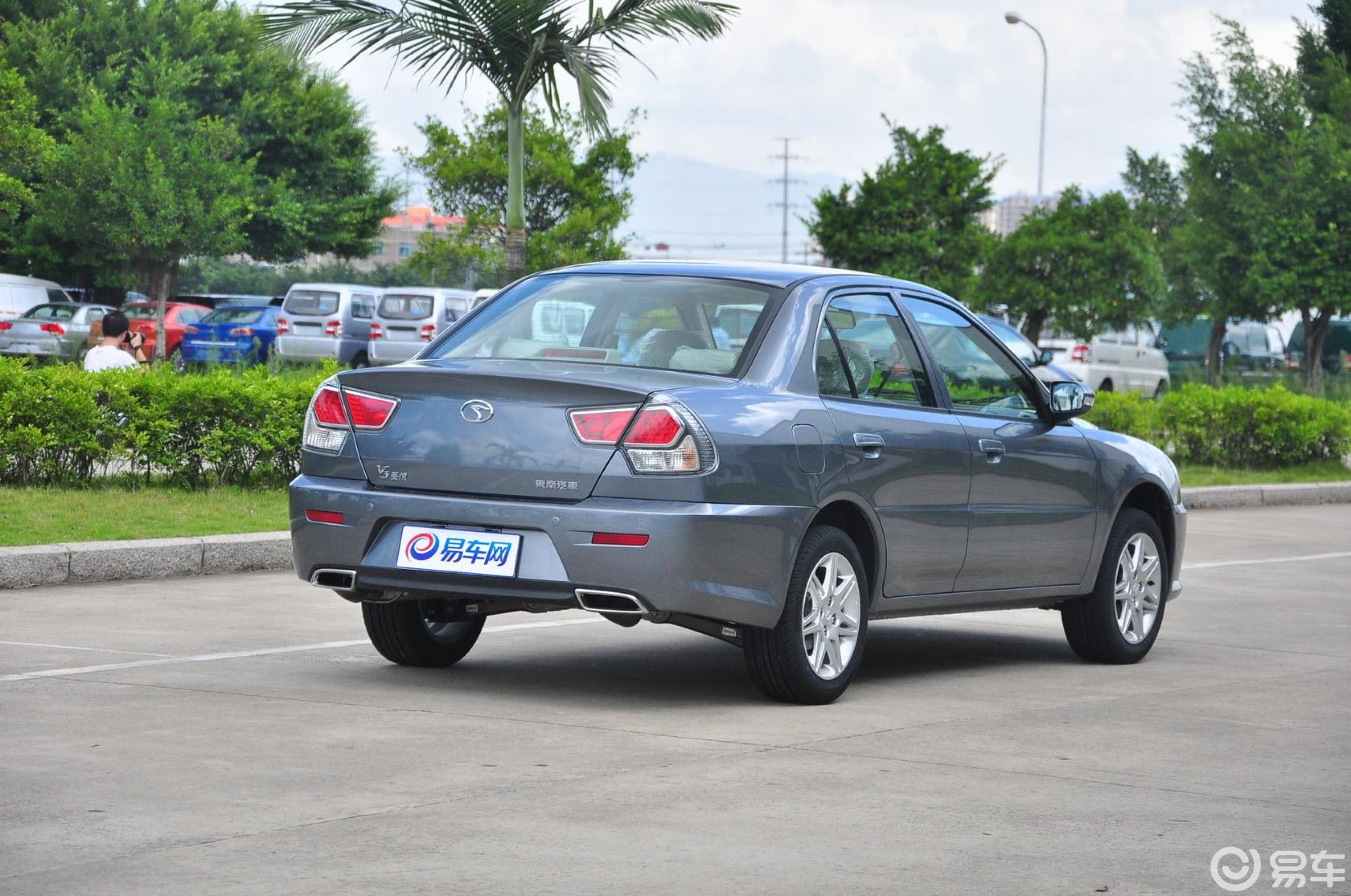 【v3菱悦2011款1.