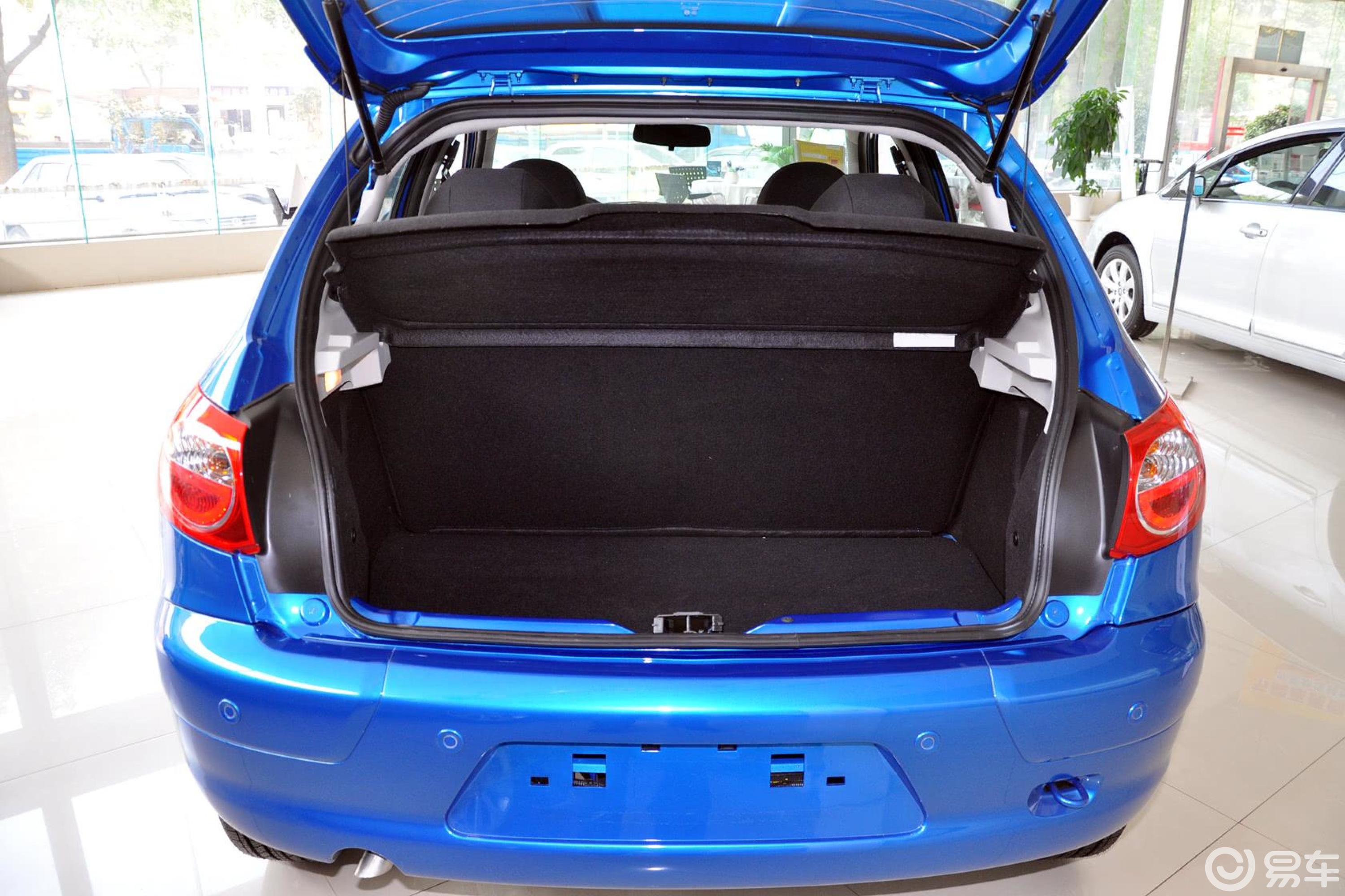 【雪铁龙c22012款1.6l 自动 运动型空间汽车图片-汽车图片大全】-易车