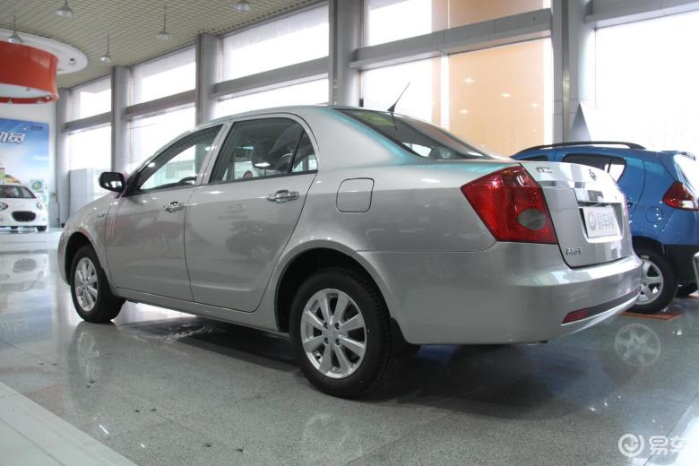 【吉利全球鹰远景2012款1.