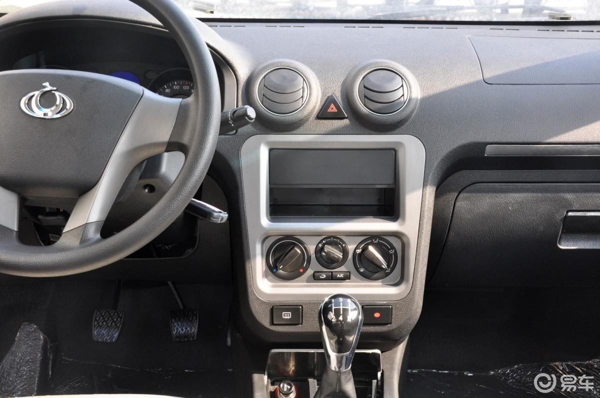 【吉利自由舰2012款1.