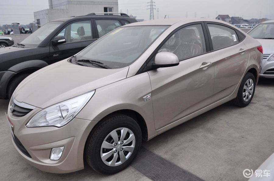 现代瑞纳 瑞纳 外观-流沙金图