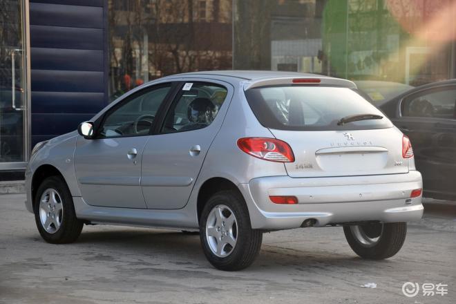 标致207外观-水晶银
