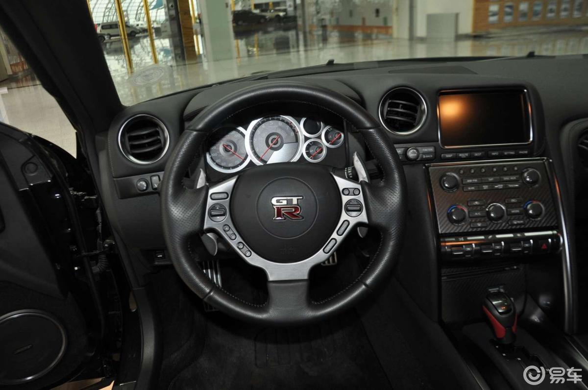 【日产gt-r2012款premium内饰汽车图片-汽车图片大全】-易车